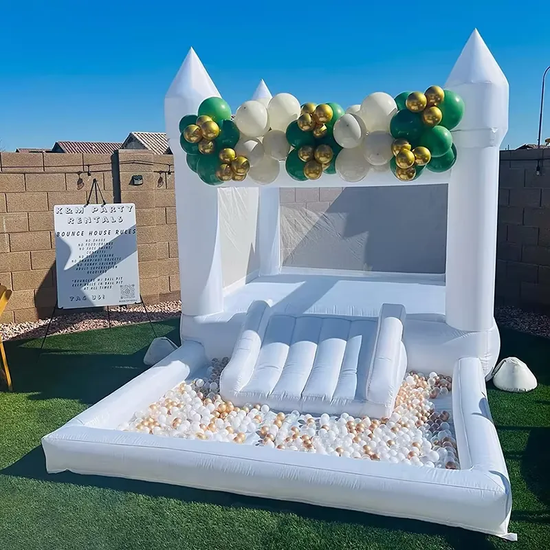 Water Slide Inflatable - Castello Gonfiabile Bianco di Alta Qualità